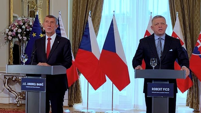 Kdo nahradí Putinova nejlepšího přítele v EU? The Telegraph zmiňuje i Babiše